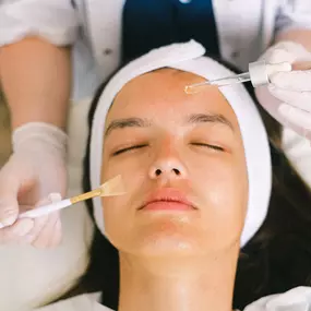 Gesichtsbeeling - Hair1 - Friseur und Kosmetik in München