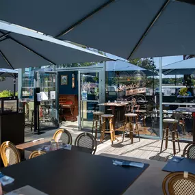 Au Bureau Claye-Souilly Extérieur Au Bureau et terrasse