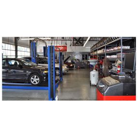 If you’re looking for tires in Gainesville, FL then Advanced Auto Care Center is your destination for quality and affordable tires and tire services for your car. Furthermore, we offer wide-ranging auto repair services to the Gainesville, Fla. community including brakes, tune-ups, oil change services, exhaust and transmission repair for your vehicle.
If you’re in Gainesville, Advanced Auto Care is your only stop for top-of-the-line automotive repair work; we provide service that can’t be matched