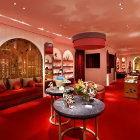 Bild von Christian Louboutin  Forum