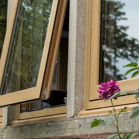 Our flush casement windows have been specially crafted with traditional style in mind, but with the added benefit of modern design technology.