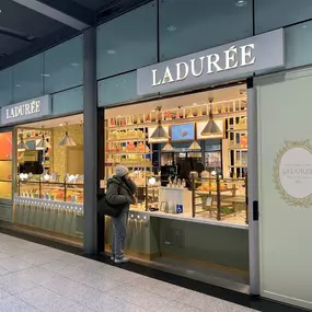 Bild von Ladurée Saint Lazare