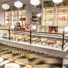 Bild von Ladurée Victor Hugo