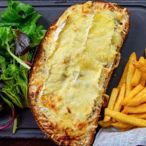 Croque camembert