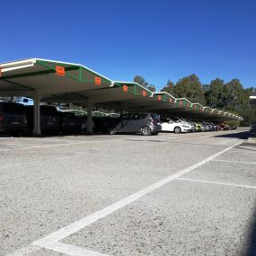 Parking de Sixt alquiler de coches en Jerez de la Frontera