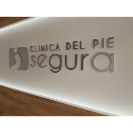 Logo de Clínica Del Pie Segura