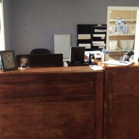 Front Desk/Check-In Area