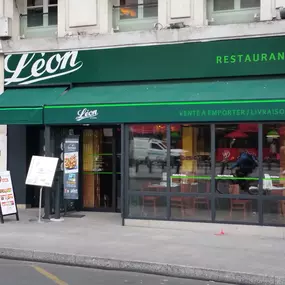 Bild von Léon - Place de Clichy