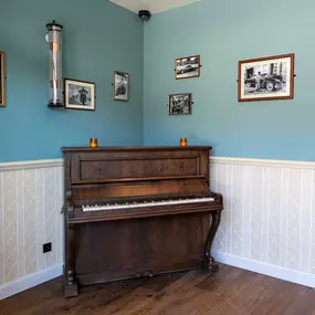 Au Bureau Ludres Entrée et piano