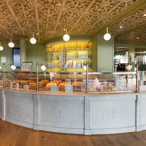 Bild von Ladurée Roissy Terminal 2F Zone publique