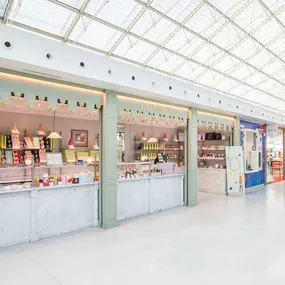 Bild von Ladurée Terminal 2F porte F21 à F36