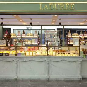 Bild von Ladurée terminal 2E porte M