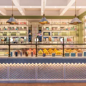 Bild von Ladurée Terminal 2E Zone publique porte 8