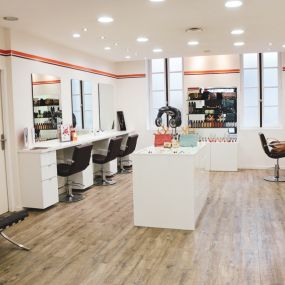 Bild von Camille Albane - Coiffeur Toulouse - Billières