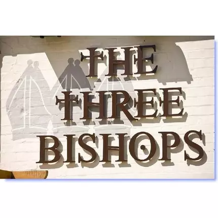 Logotyp från Three Bishops