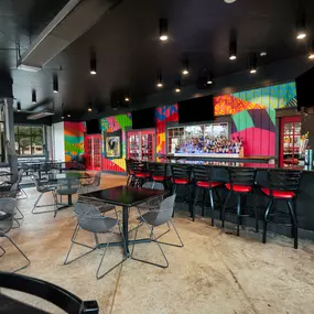 mellow mushroom dining room