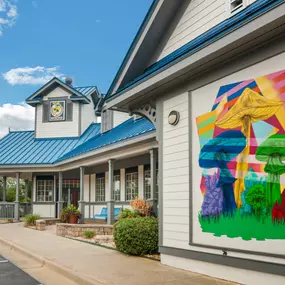 mellow mushroom exterior and mural