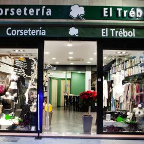 corseteria-el-trebol-fachada-01.jpg