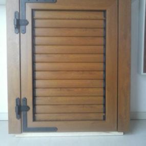 tarlanz-ventana-madera-02.jpg