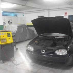 taller-mecanico-el-zamorano-vehiculo-negro-03.jpg