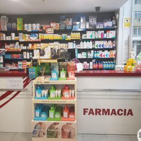 FARMACIA_INTERIOR_2.jpg