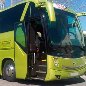 autocares-delgado-transporte-pasajeros-04.jpg