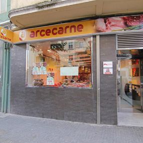 arcecarne-fachada-tienda-02.jpg