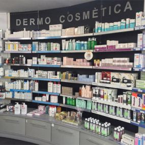 farmacia-rigall-dermo-cosmetica-02.jpg