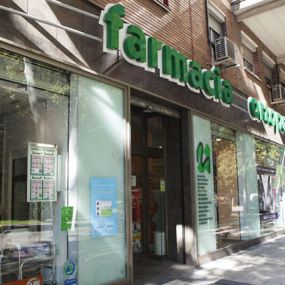 farmacia-garcia-caudevilla-fachada-01.jpg