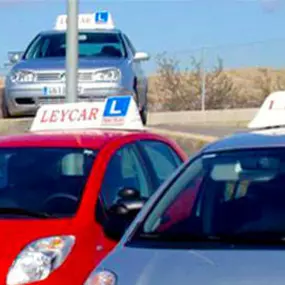autoescuela-leycar-flota-03.jpg
