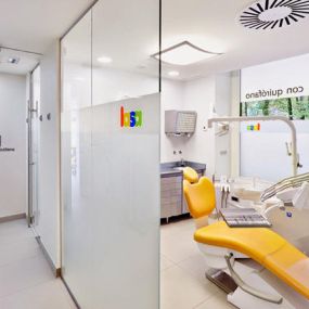 clinica-dental-lasa-interior-03.jpg