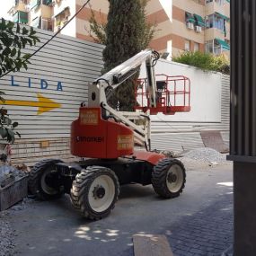 gruas-alvarez-huelva-grua-movil-06.png