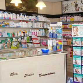 farmacia-santesteban-maite-vitrina-01.jpg