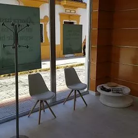 tirado-mediadores-seguros-dos-hermanas-sevilla.jpg