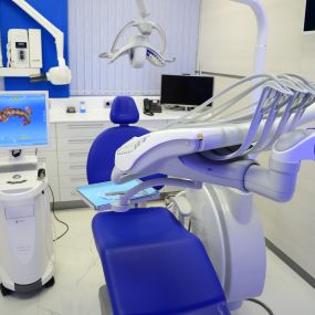 clinica-dental-virgen-del-pilar-3.jpg