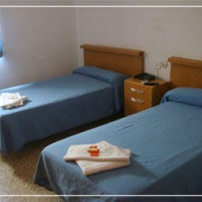 Hostal_el_desvio_añoverdetajo_toledo.jpg