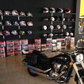 fanatic-motos-interior-04.jpg