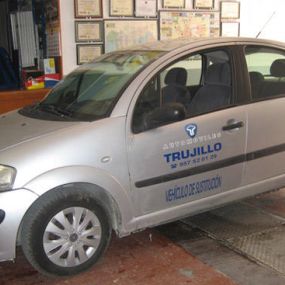 taller-de-reparacion-trujillo-sl-vehiculo-reemplazo-05.jpg