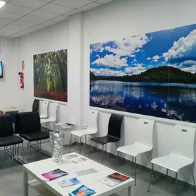 clinica-aransalud-sala-espera-03.jpg