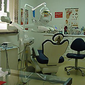 centro-dental-san-anton-consultorio-odontologico-02.jpg