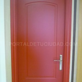 carpinsa-puerta-roja-04.jpg