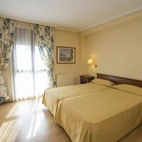 Bild von Residencia de mayores y Apartamentos Amavir El Encinar del Rey