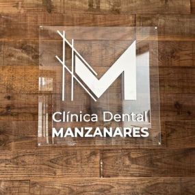 clinica-dental-manzanares-3.jpeg