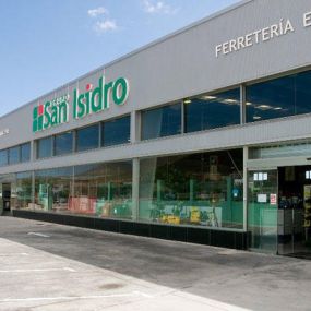 grupo-san-isidrio-fachada-01.jpg