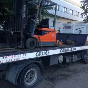 gruas-caballero-5.jpg