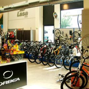 bicicletas-ciclos-lasa-mostrador-02.jpg