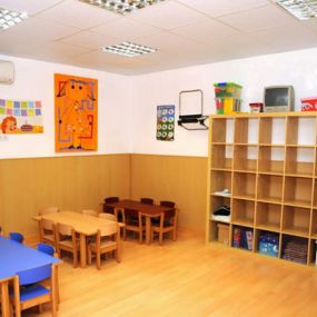 escola-infantil-mi-casita-salon-clases-04.jpg