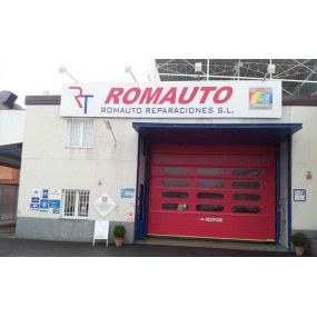 talleres-romauto-fachada-01.jpg