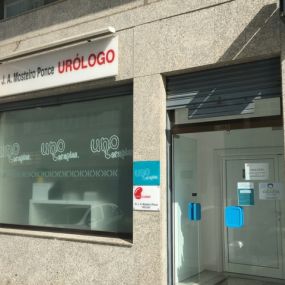 clinica-urologia-urolugo-entrada-01-g.jpg