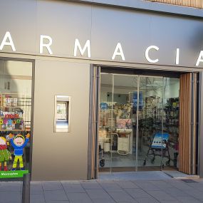 FACHADA_FARMACIA.jpg